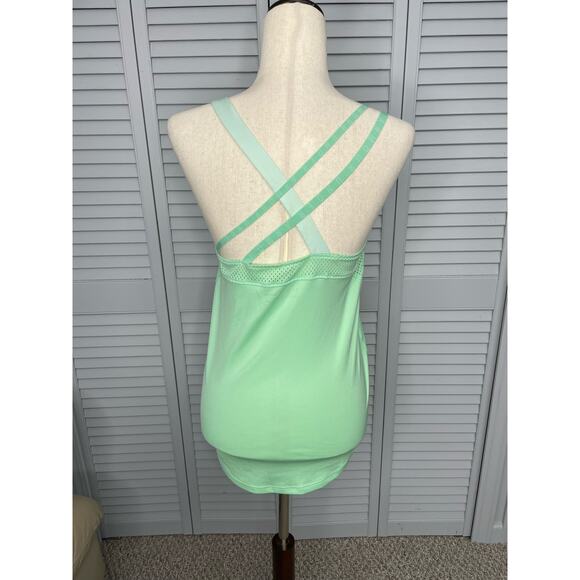 Under Armour heatgear loose criss cross athletic tank light green women's small - Picture 4 of 9